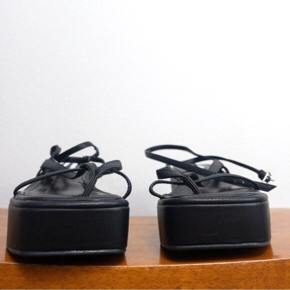 NWT Steve Madden Nadeen Platform Sandal 10 Black Faux Leather Flatform Strappy - Picture 7 of 8
